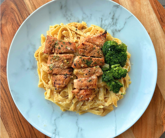 Béchamel Chicken with Fettuccine 500g